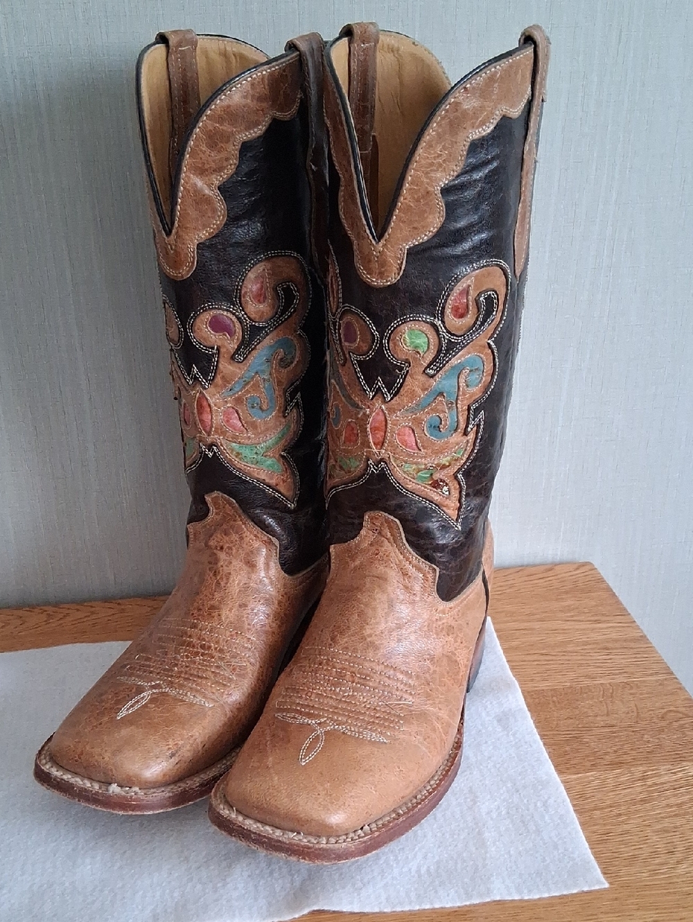 Ferrini Tan and Brown Leather Western Boots